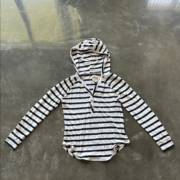Chaser Stripped Hooded Tee - Picture 1 of 6